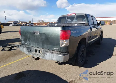 2007 Toyota Tundra Sr5 5.7L V8 z USA, uszkodzony, nr VIN 5TBBV54107S482186